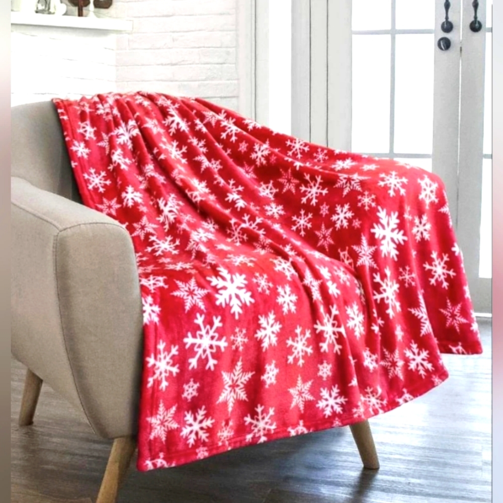 Red Snowflake blanket 78x60 inches, super soft & cozy!! 💖❤️♥️